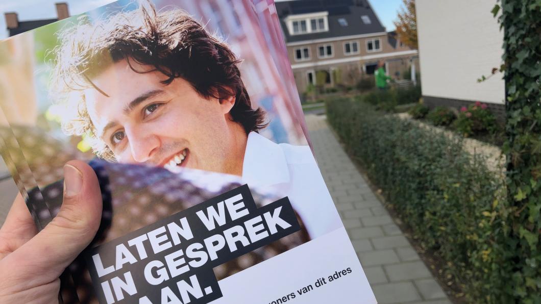 Post bezorgen in de wijk Parijsch